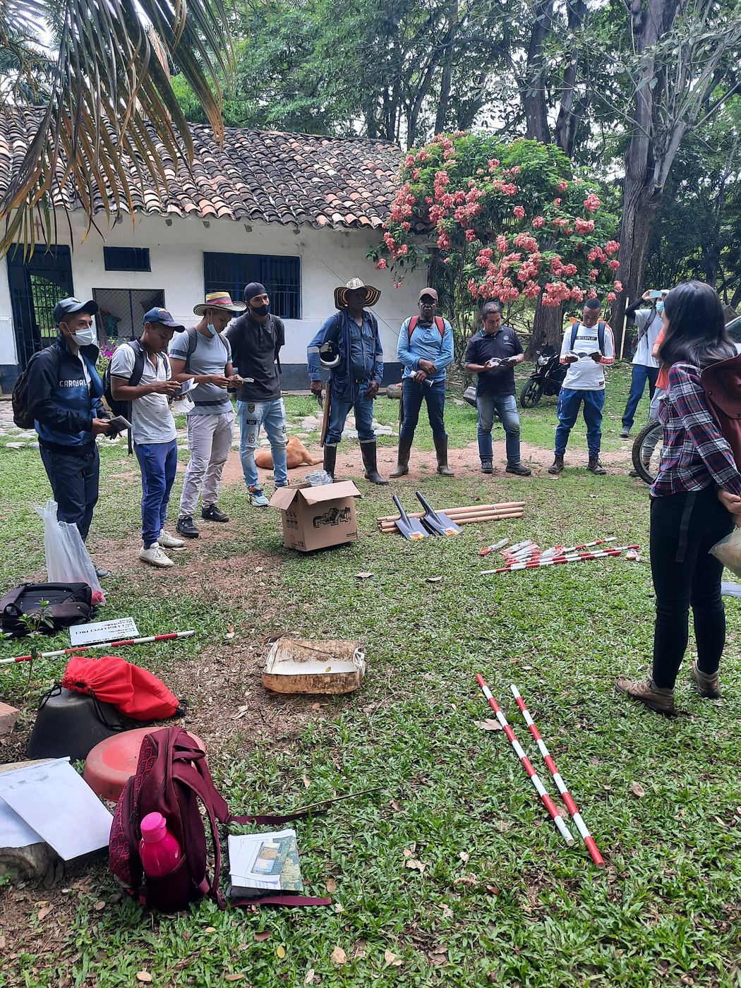 Arqueología preventiva y EIA — Parque Solar Las Marías. Grupo PGES · Solar Las Marías. Dodamin Trujillo Noguera.