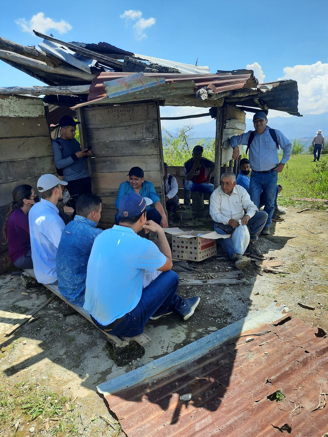 Visita de campo para modificación de licencia ambiental — PCH Alto Ovejas. VATIA S.A.S. E.S.P.. Dodamin Trujillo Noguera.